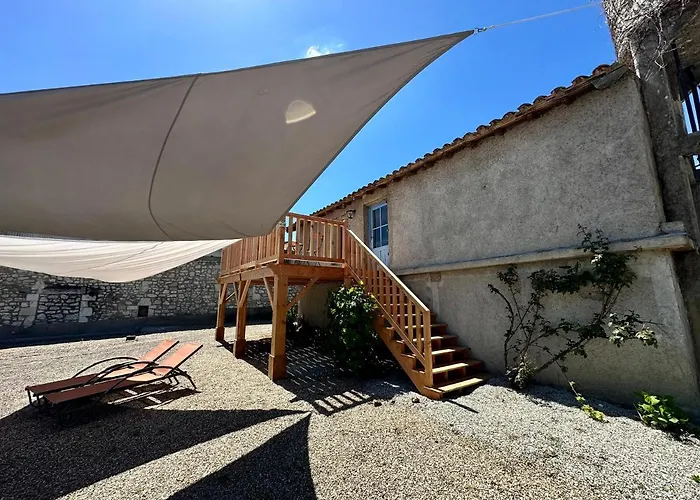 Venkovský dům Le Nid Du Chateau De Panisseau