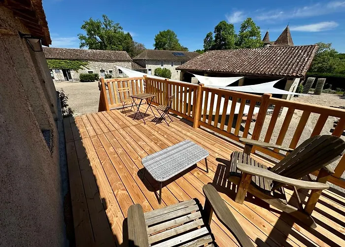 Le Nid Du Chateau De Panisseau